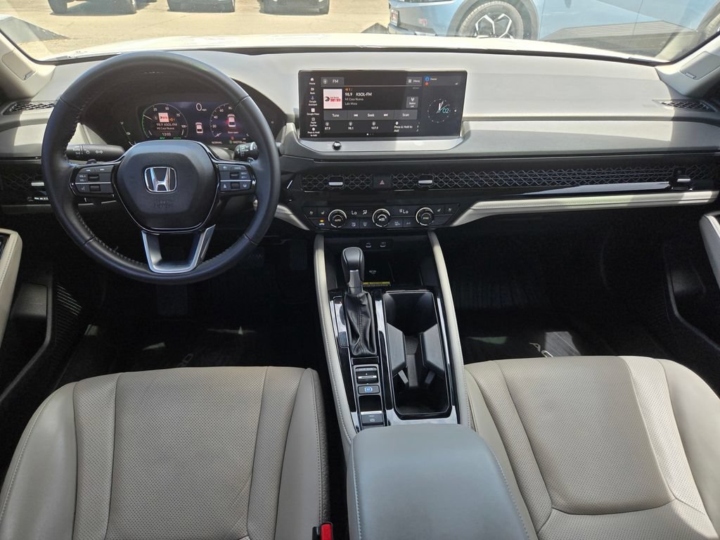 Used 2024 Honda Accord Touring image 15