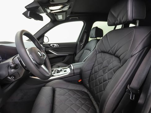 New 2026 BMW X5 xDrive40i image 11