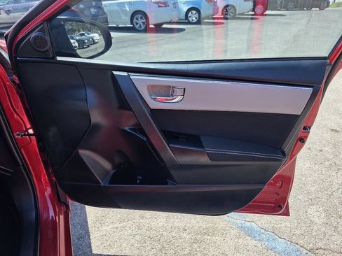 Used 2017 Toyota Corolla LE image 23