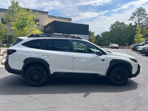Used 2022 Subaru Outback Wilderness AWD/4WD image 8