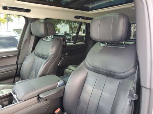 Used 2022 Land Rover Range Rover Long Wheelbase First Edition AWD/4WD image 22