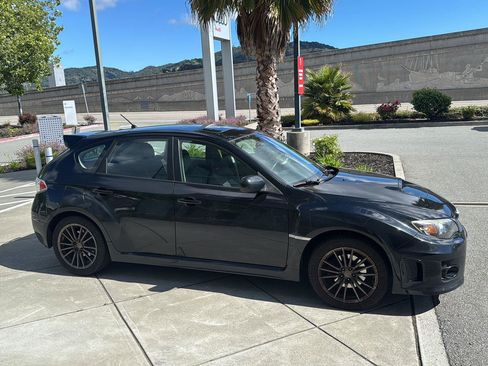 Used 2011 Subaru Impreza WRX Premium image 5