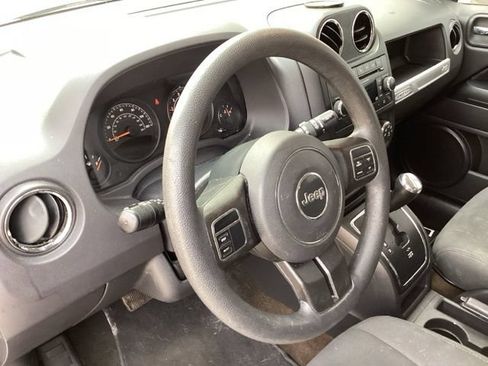 Used 2016 Jeep Compass Sport w/ Power Value Group AWD/4WD image 23