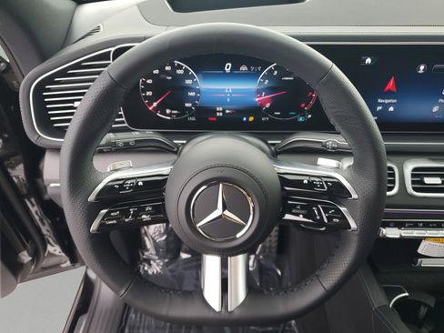 Certified 2026 Mercedes-Benz GLS 580 4MATIC image 26
