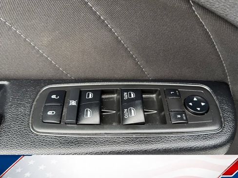 Used 2019 Dodge Charger R/T RWD image 16