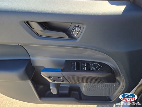 New 2026 Ford Maverick Lobo AWD/4WD image 10