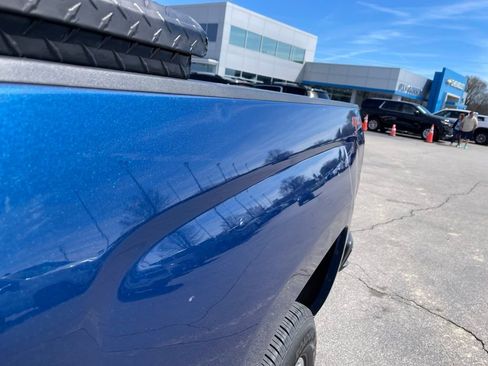 Used 2019 Chevrolet Silverado 1500 LT w/ All Star Edition AWD/4WD image 23