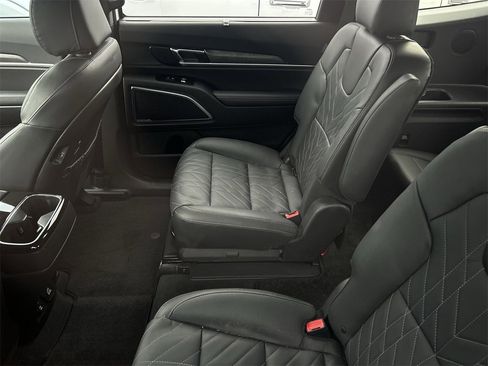 Used 2023 Kia Telluride SX Prestige X-Line image 6