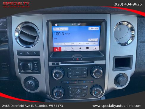 Used 2016 Ford Expedition XLT w/ Equipment Group 202A AWD/4WD image 27