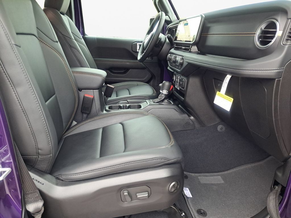 New 2026 Jeep Gladiator Mojave AWD/4WD image 24