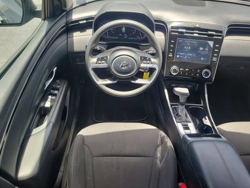 Used 2024 Hyundai Tucson SE FWD image 10
