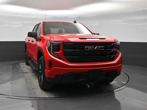New 2026 GMC Sierra 1500 Pro w/ Graphite Edition AWD/4WD image 2
