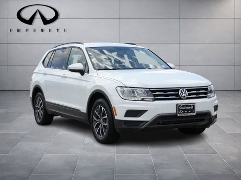 Used 2021 Volkswagen Tiguan S FWD image 3