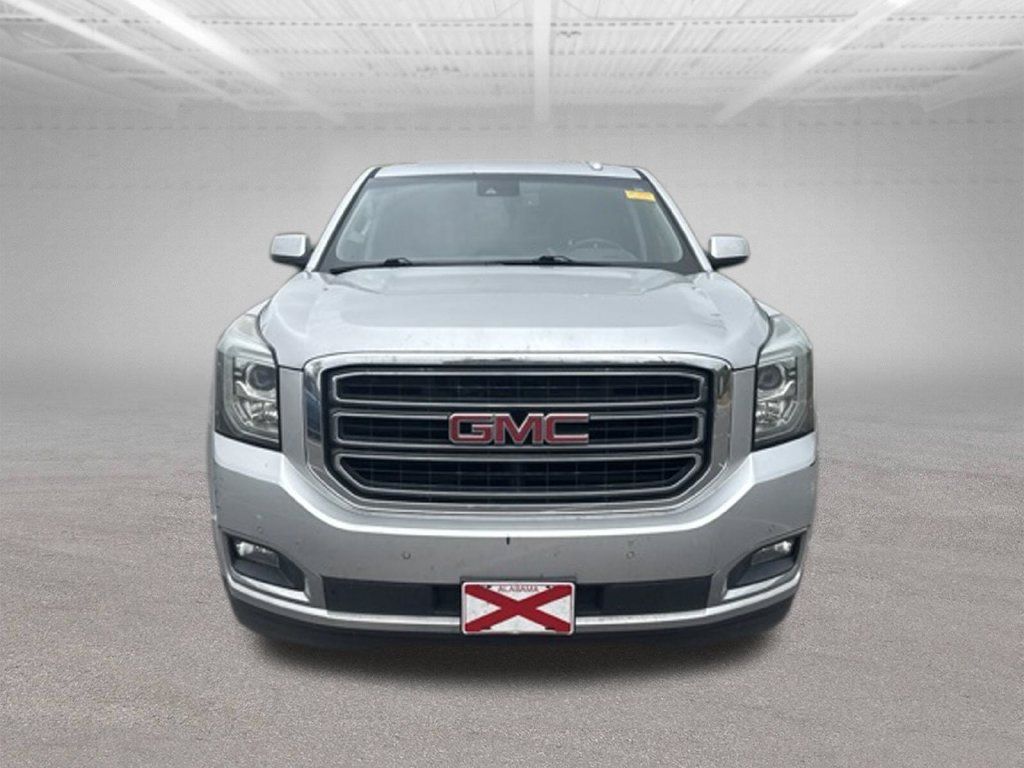 Used 2017 GMC Yukon SLT AWD/4WD image 2