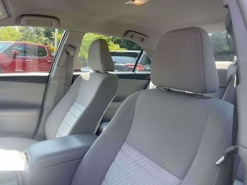Used 2017 Toyota Camry LE FWD image 22