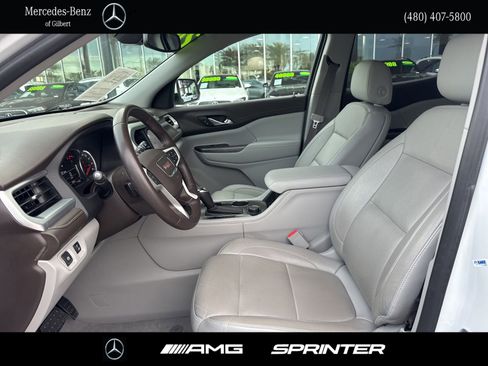 Used 2019 GMC Acadia SLT image 9