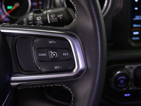 Used 2023 Jeep Wrangler Sahara image 18