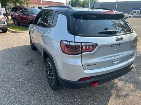 Used 2024 Jeep Compass Trailhawk AWD/4WD image 5