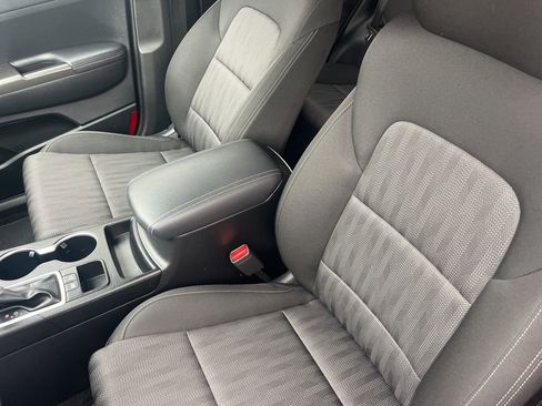 Used 2022 Kia Sportage LX image 10