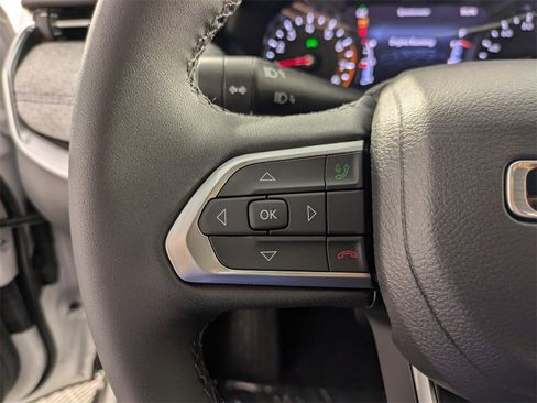 New 2026 Jeep Compass Latitude image 20