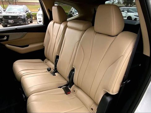 Used 2023 Acura MDX FWD w/ Technology Package image 16