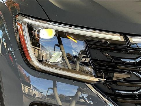 New 2026 Volkswagen Atlas SEL Premium R-Line image 29