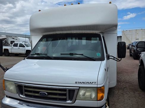Used 2006 Ford E-450 and Econoline 450 RWD image 6