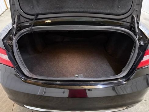 Used 2013 Chrysler 200 Limited FWD image 11