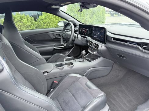 Used 2024 Ford Mustang Dark Horse RWD image 13