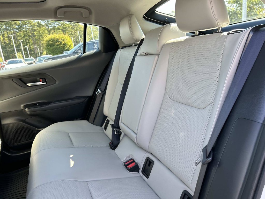 Used 2024 Toyota Prius Limited w/ Limited Premium Package FWD image 17