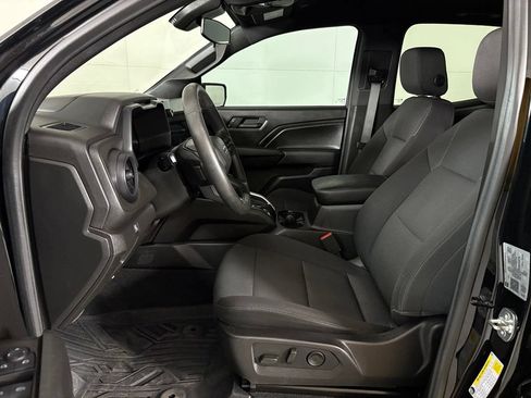 Certified 2024 Chevrolet Colorado Trail Boss w/ Advanced Trailering Package AWD/4WD image 19