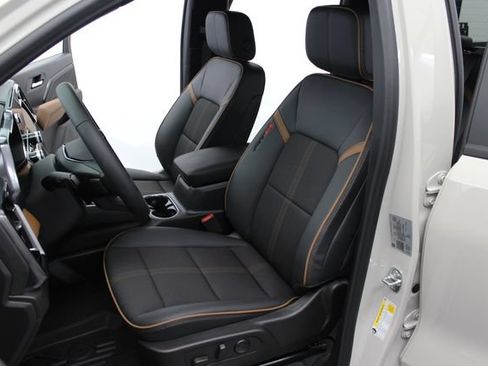 New 2026 GMC Canyon AT4 w/ Technology Plus Package AWD/4WD image 15