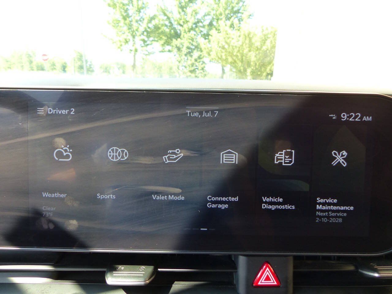Used 2025 Kia Carnival EX FWD image 35