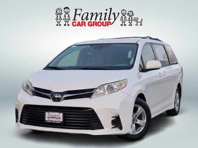 Used 2020 Toyota Sienna LE FWD image 1