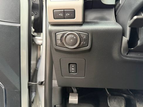 Used 2016 Ford F150 Lariat w/ Equipment Group 501A Mid AWD/4WD image 42