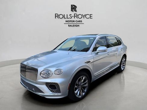 Used 2023 Bentley Bentayga Extended Wheelbase AWD/4WD image 1