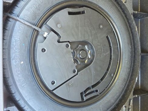 Used 2024 Audi Q3 2.0T Premium image 15