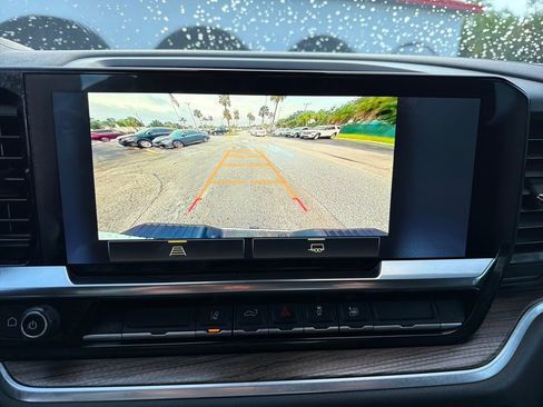 Used 2024 Chevrolet Silverado 2500 LT image 21