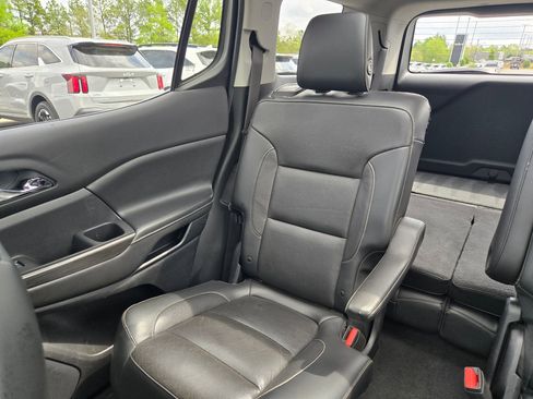 Used 2019 GMC Acadia SLT image 12