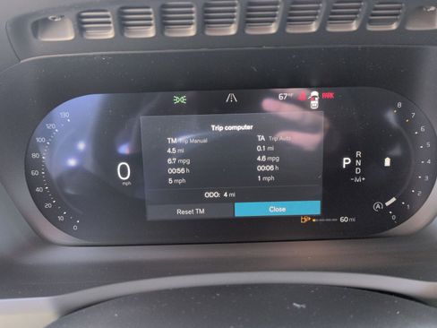 New 2026 Volvo XC90 B6 Plus w/ Protection Package Premier image 17