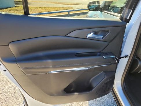 New 2026 Chevrolet Traverse LT w/ Midnight/Sport Edition image 10