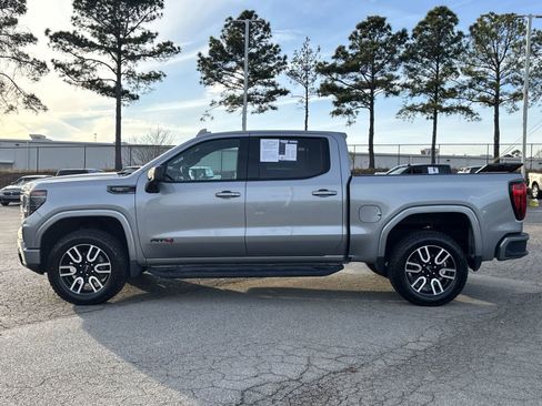 Used 2024 GMC Sierra 1500 AT4 w/ Technology Package image 7