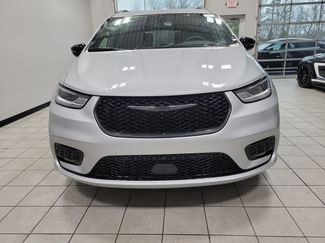 New 2026 Chrysler Pacifica Select w/ S Appearance Package video 2