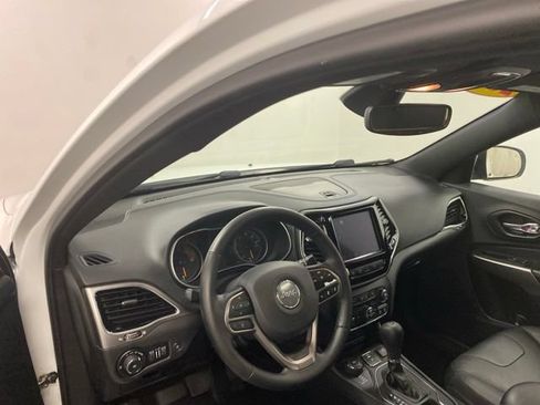 Used 2021 Jeep Cherokee High Altitude AWD/4WD image 7