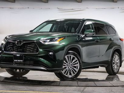 Used 2023 Toyota Highlander Platinum