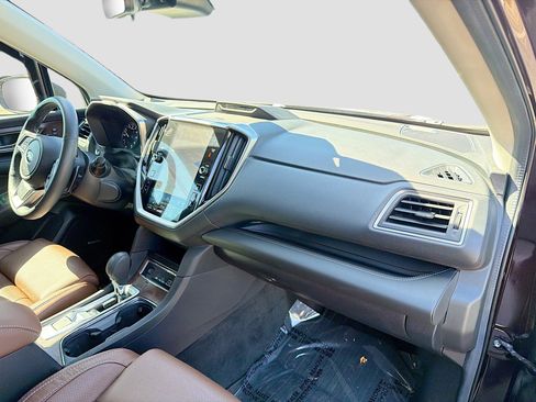 Certified 2025 Subaru Ascent Touring image 14