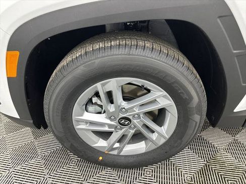 New 2026 Hyundai Tucson SE FWD image 11