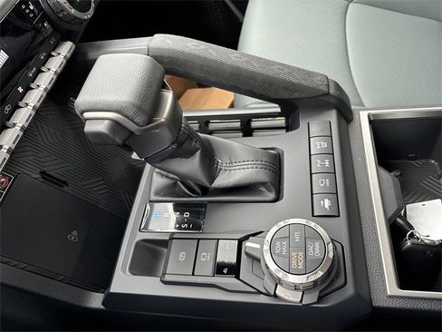 Certified 2025 Toyota Tacoma Trailhunter image 22