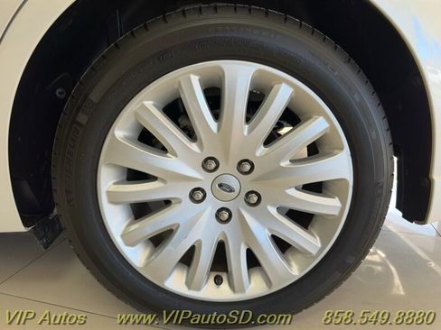 Used 2010 Ford Fusion Hybrid image 13