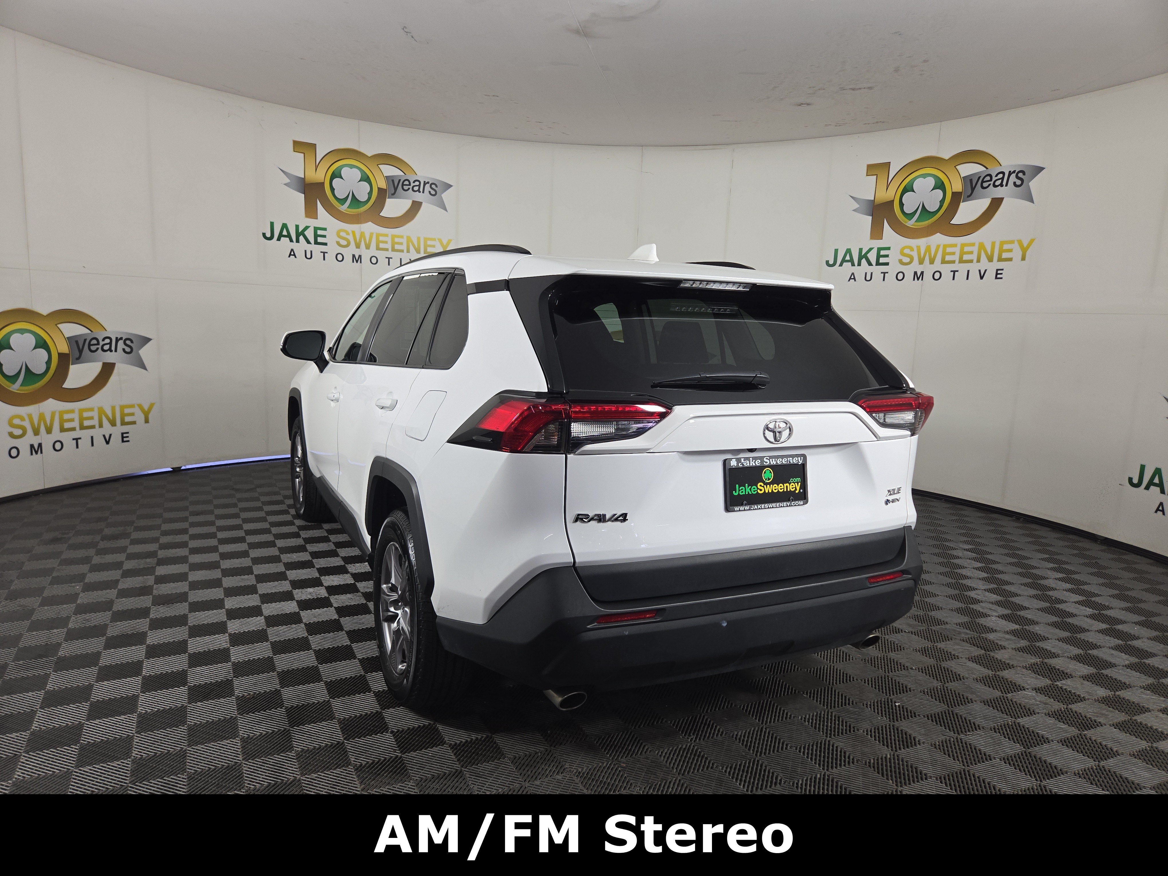 Used 2025 Toyota RAV4 XLE AWD/4WD image 6